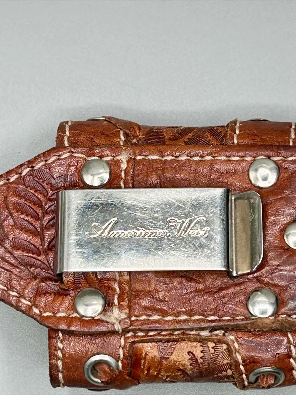 American West - Vintage - Leather Western Belt Pouch with Floral Concho